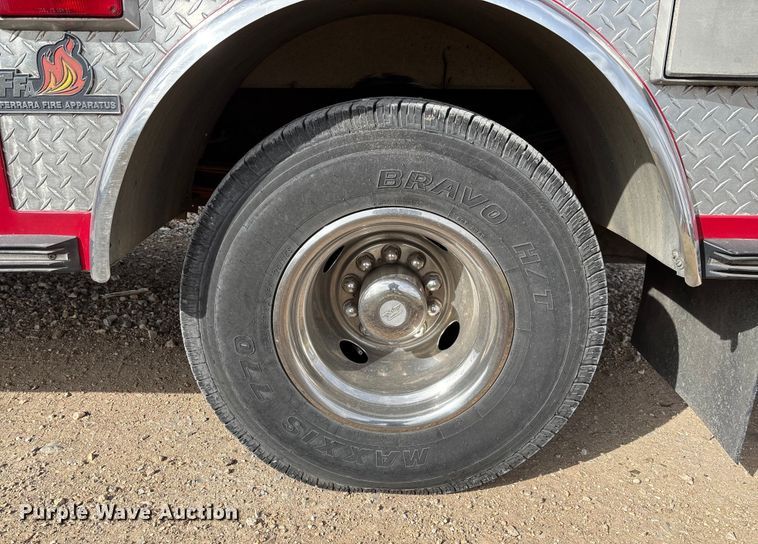 image for item FI1643 1997 Ford F450 Super Duty rescue vehicle