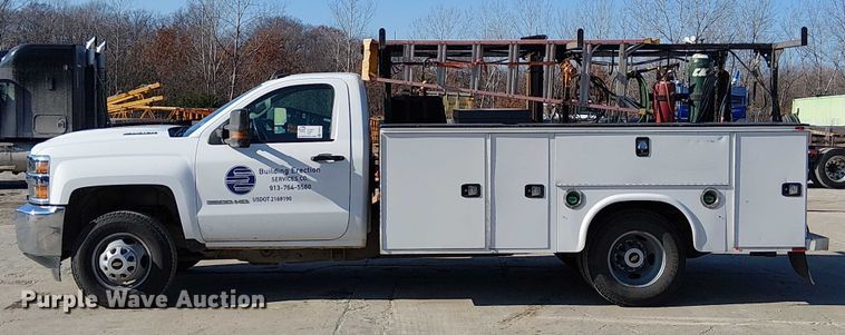 image for item FK0810 2019 Chevrolet Silverado 3500HD utility bed pickup truck
