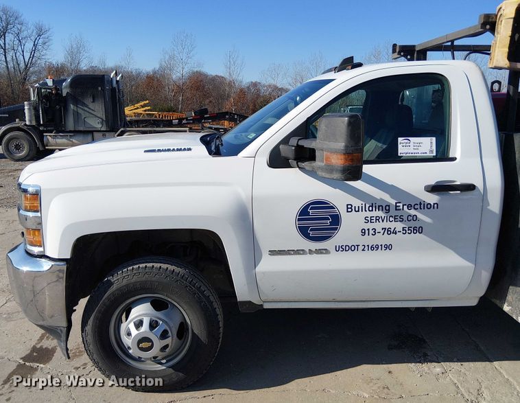 image for item FK0810 2019 Chevrolet Silverado 3500HD utility bed pickup truck