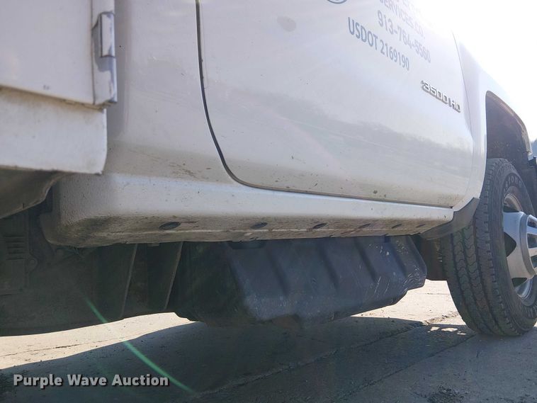 image for item FK0810 2019 Chevrolet Silverado 3500HD utility bed pickup truck