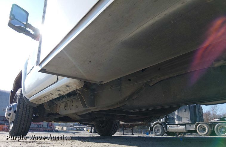 image for item FK0810 2019 Chevrolet Silverado 3500HD utility bed pickup truck