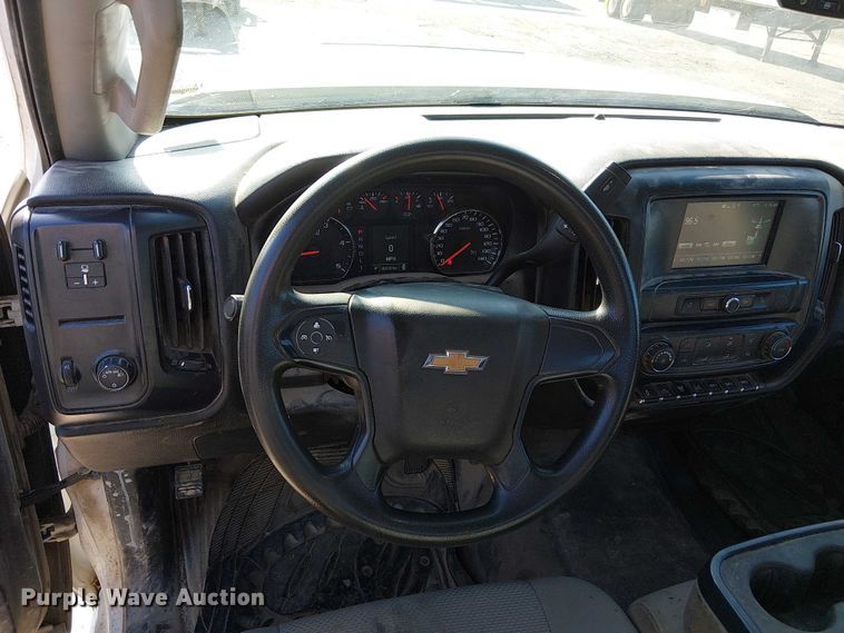 image for item FK0810 2019 Chevrolet Silverado 3500HD utility bed pickup truck