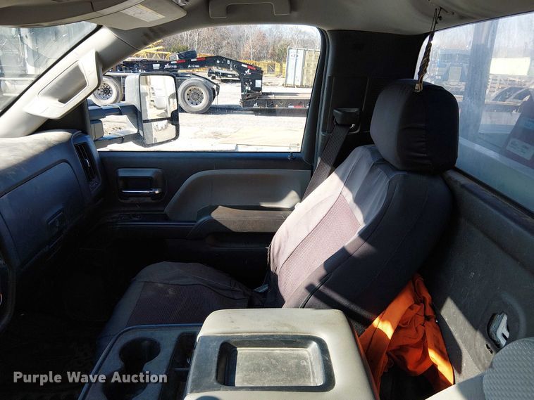 image for item FK0810 2019 Chevrolet Silverado 3500HD utility bed pickup truck