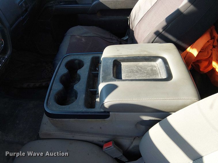 image for item FK0810 2019 Chevrolet Silverado 3500HD utility bed pickup truck