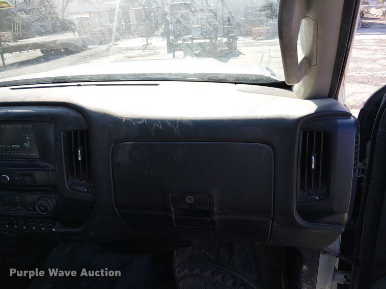 image for item FK0810 2019 Chevrolet Silverado 3500HD utility bed pickup truck