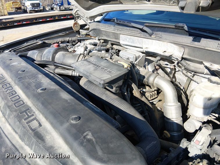 image for item FK0810 2019 Chevrolet Silverado 3500HD utility bed pickup truck