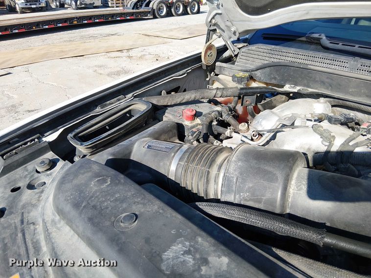 image for item FK0810 2019 Chevrolet Silverado 3500HD utility bed pickup truck