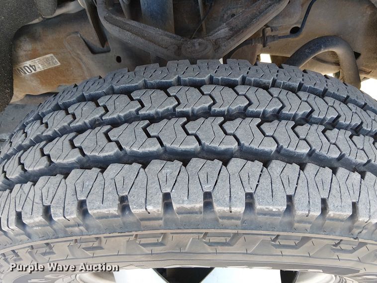 image for item FK0810 2019 Chevrolet Silverado 3500HD utility bed pickup truck