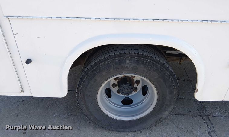 image for item FK0810 2019 Chevrolet Silverado 3500HD utility bed pickup truck