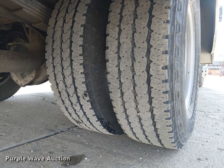 image for item FK0810 2019 Chevrolet Silverado 3500HD utility bed pickup truck