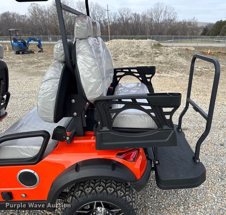 image for item FK0880 MK EV-L6 golf cart