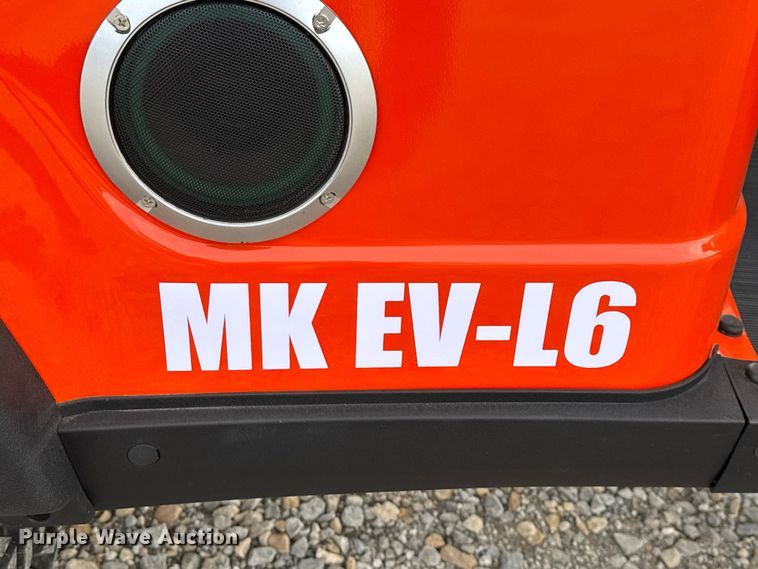 image for item FK0880 MK EV-L6 golf cart