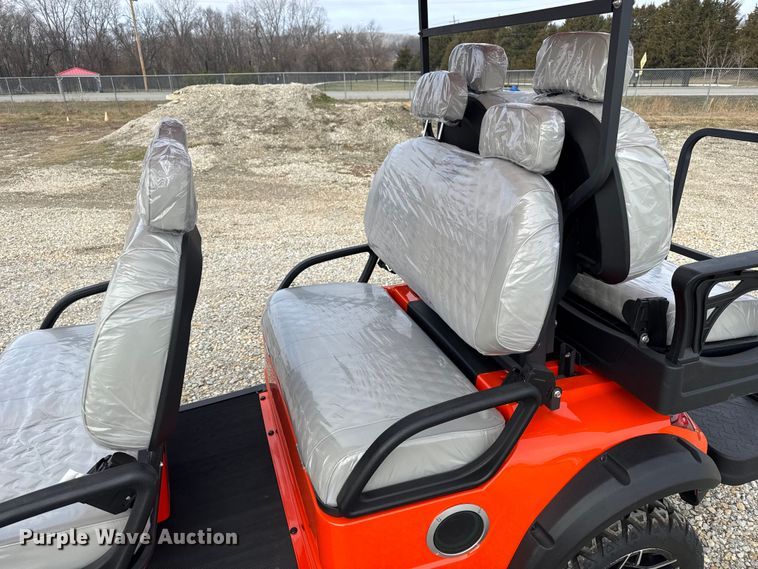 image for item FK0880 MK EV-L6 golf cart