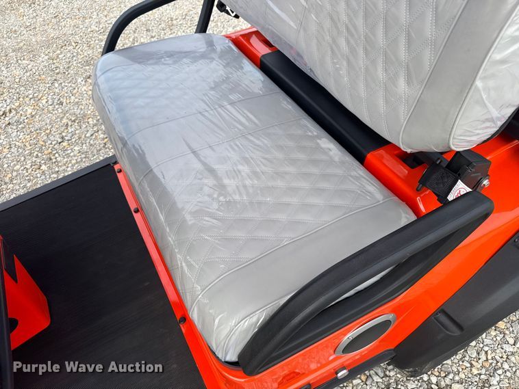 image for item FK0880 MK EV-L6 golf cart