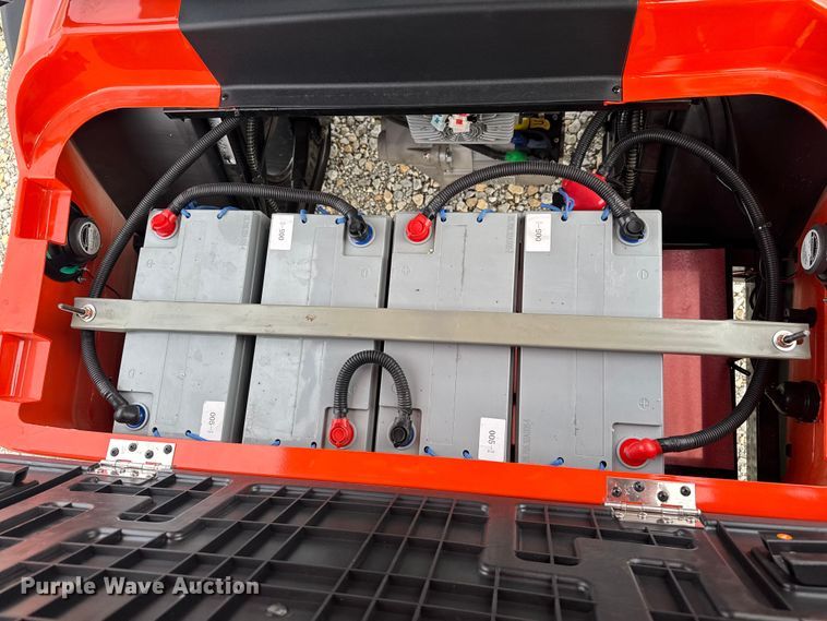 image for item FK0880 MK EV-L6 golf cart