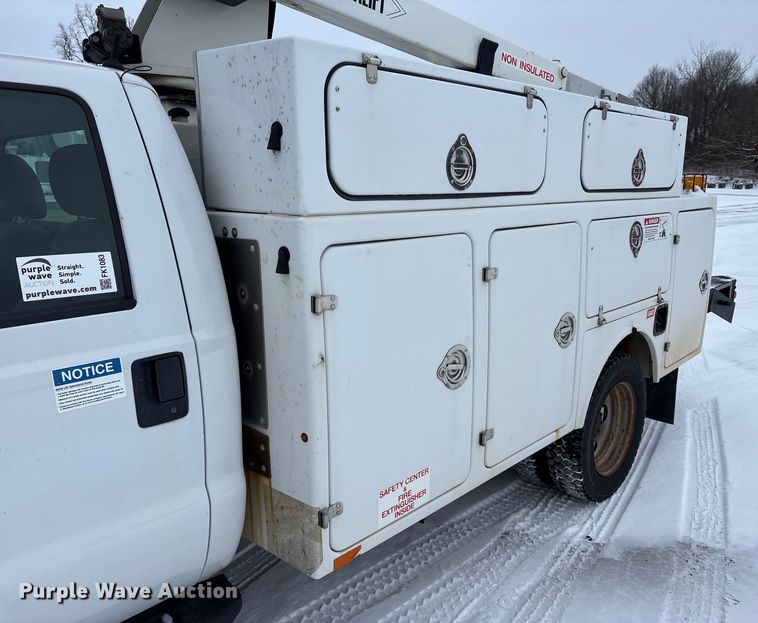 image for item FK1083 2015 Ford F450 bucket truck
