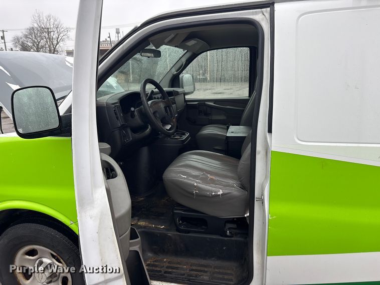 image for item FK1095 2007 Chevrolet Express van