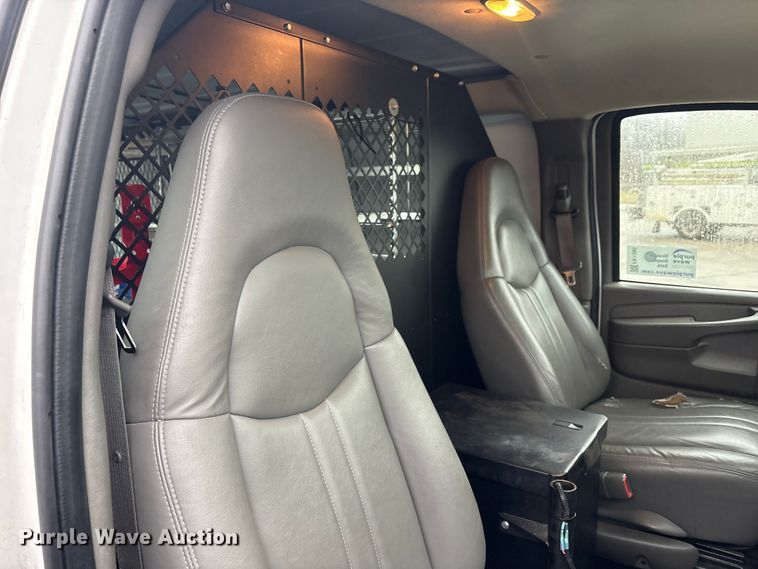 image for item FK1095 2007 Chevrolet Express van