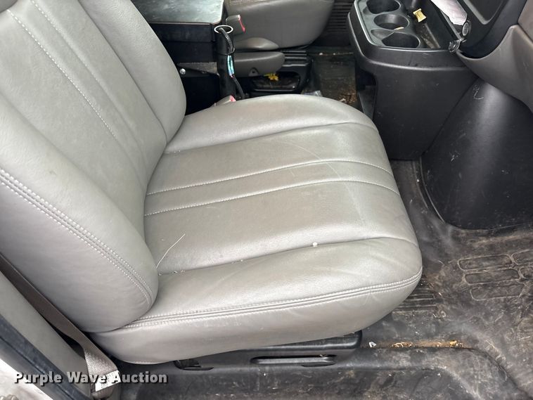 image for item FK1095 2007 Chevrolet Express van