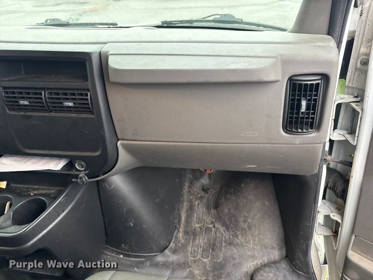 image for item FK1095 2007 Chevrolet Express van