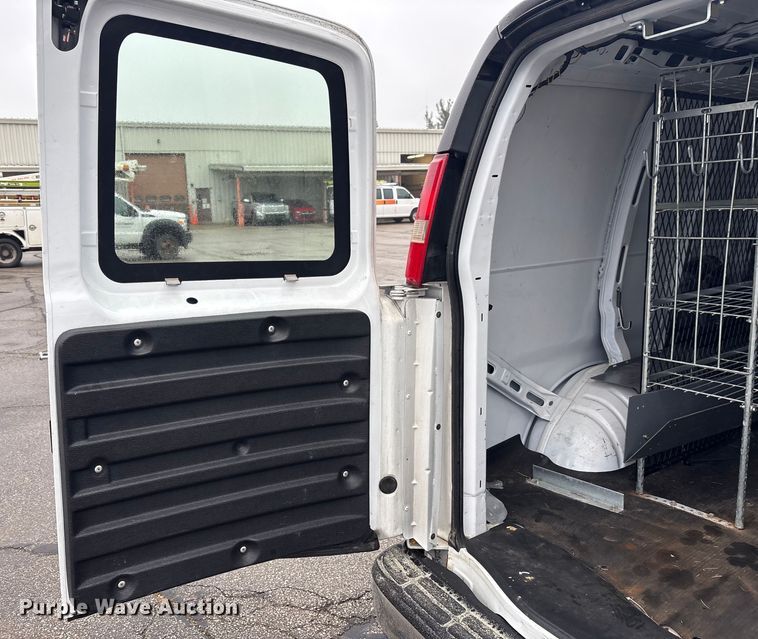 image for item FK1095 2007 Chevrolet Express van