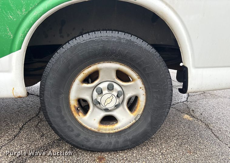 image for item FK1095 2007 Chevrolet Express van