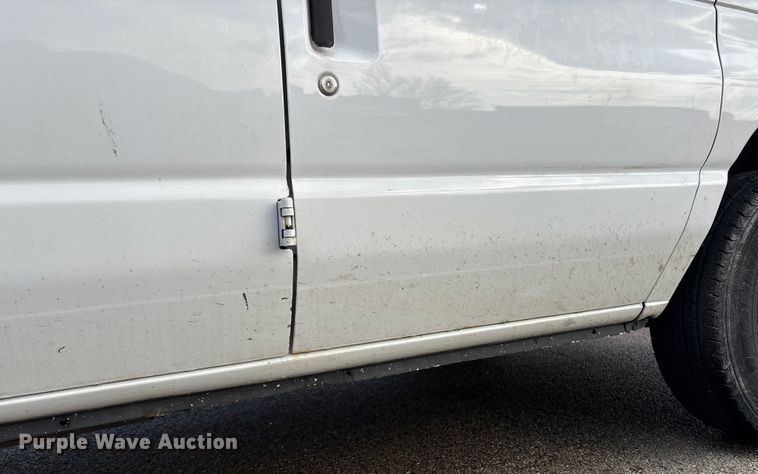 image for item FK1096 2014 Ford E150 van