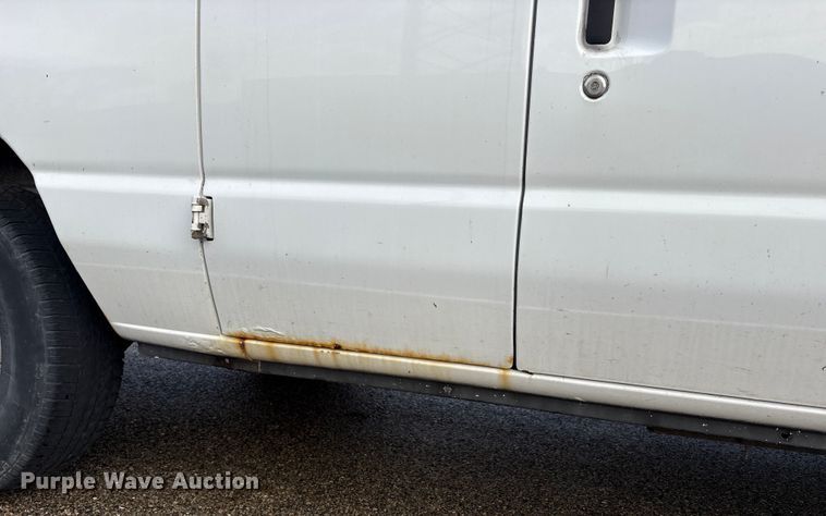 image for item FK1096 2014 Ford E150 van