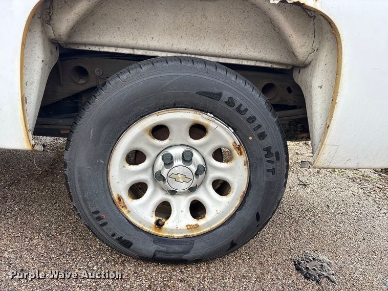 image for item FK1097 2012 Chevrolet Silverado 1500 pickup truck