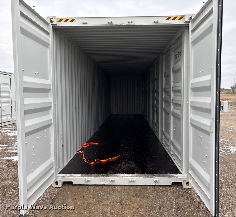 image for item FK1114 2025 Dong Fang SLY23-SA15 shipping container