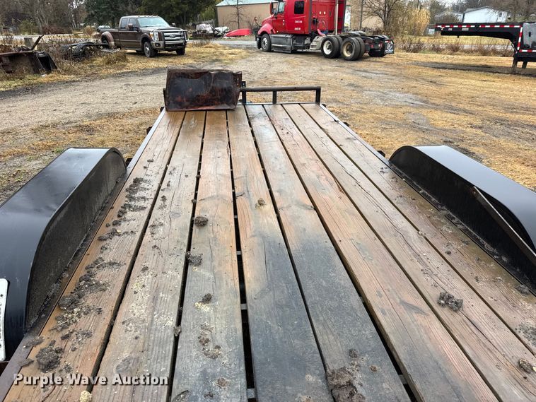 image for item NA9972 2004 Buck Utility  equipment trailer