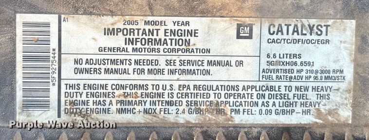 image for item OE9276 2005 Chevrolet Silverado 3500 Crew Cab flatbed pickup truck