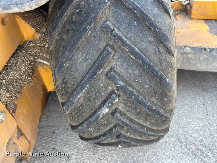 image for item OE9277 Hustler Super 104 ZTR lawn mower