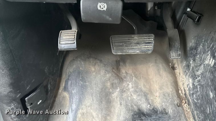 image for item OE9375 2019 Chevrolet Express 2500 van