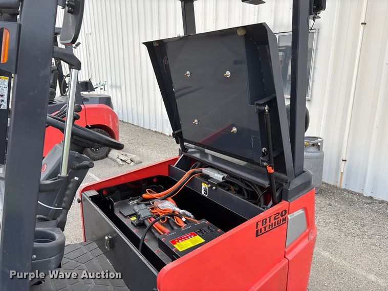 image for item YA1015 Tailift ZFBT20 forklift