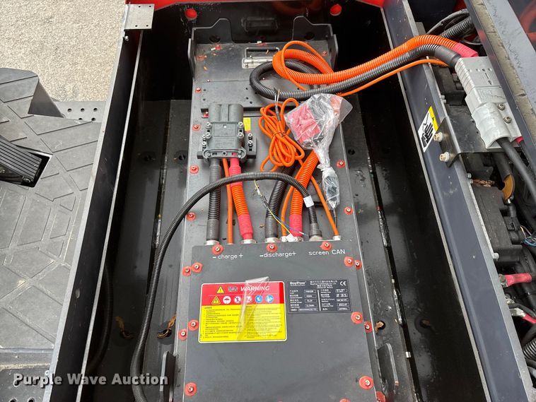 image for item YA1015 Tailift ZFBT20 forklift