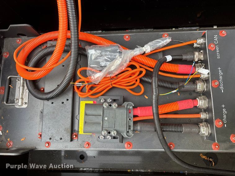 image for item YA1015 Tailift ZFBT20 forklift