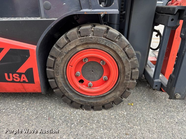 image for item YA1015 Tailift ZFBT20 forklift