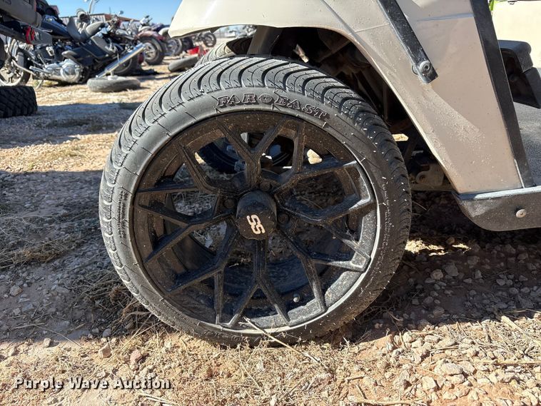 image for item YA1555 1996 EZ-GO Textron golf cart