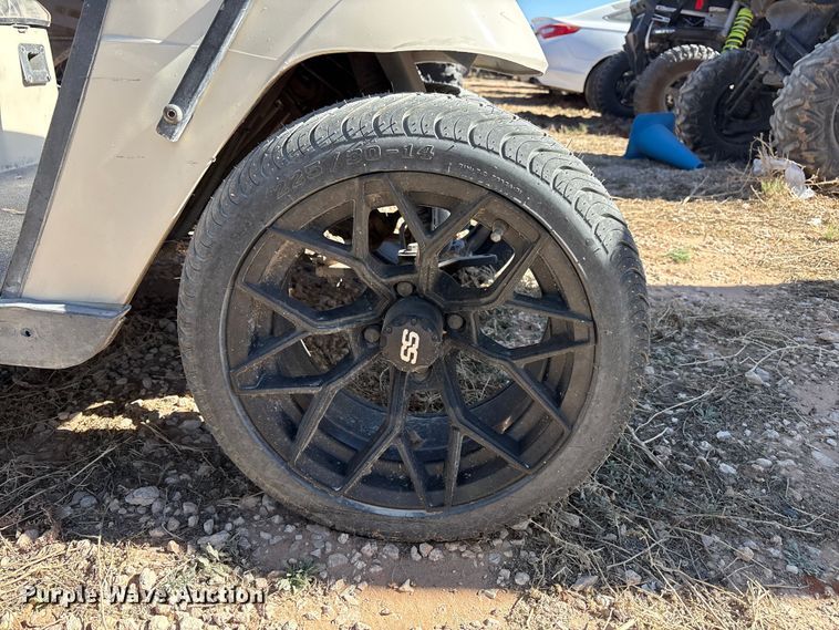 image for item YA1555 1996 EZ-GO Textron golf cart