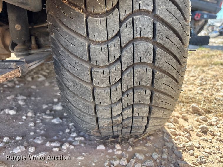 image for item YA1555 1996 EZ-GO Textron golf cart