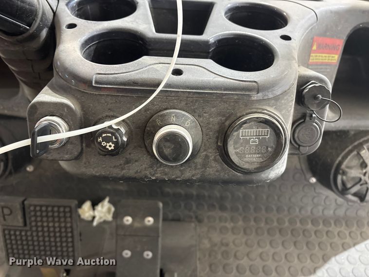 image for item YA1560 2023 Evolution golf cart