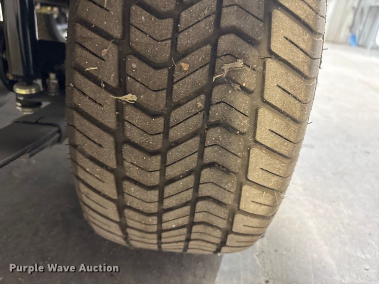 image for item YA1560 2023 Evolution golf cart