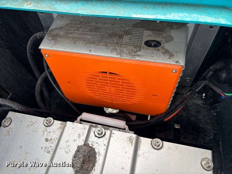 image for item YA1846 2024 Evolution Lithium LifePO4 golf cart