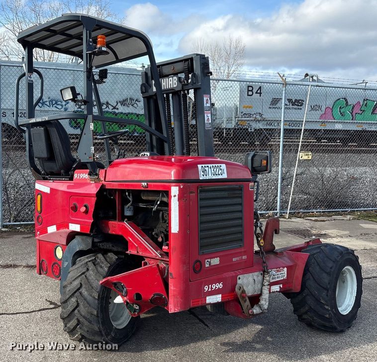 image for item YA1877 Moffett M55 forklift