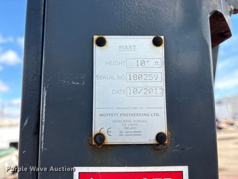 image for item YA1877 Moffett M55 forklift