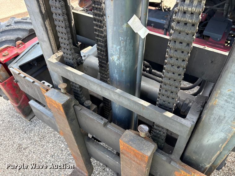 image for item YA1877 Moffett M55 forklift