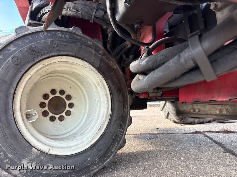 image for item YA1877 Moffett M55 forklift