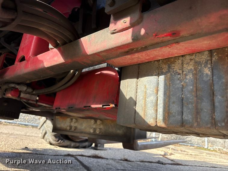 image for item YA1877 Moffett M55 forklift