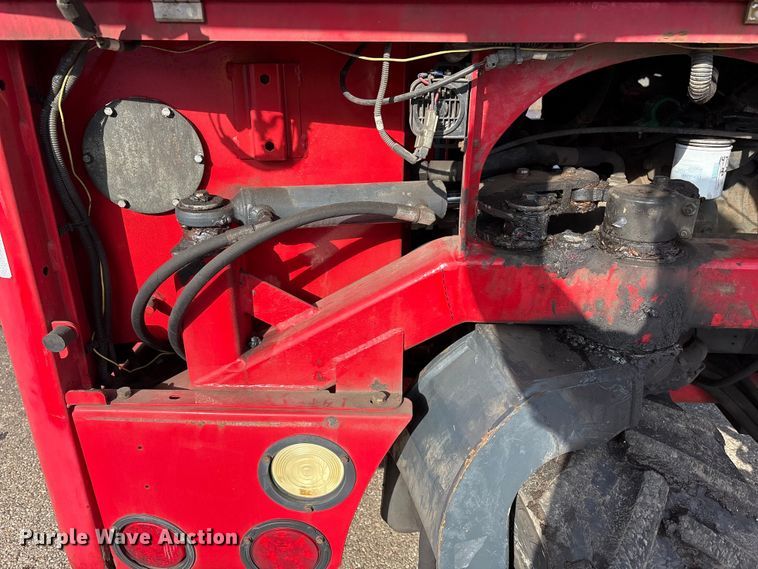 image for item YA1877 Moffett M55 forklift